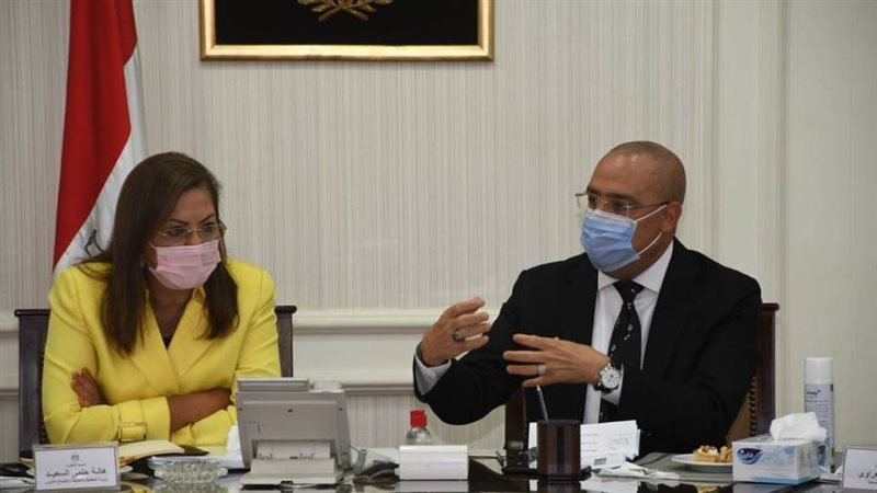 الجزار و السعيديبحثان