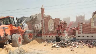 عاجل| إزالة 320 مقبرة مخالفة بالخانكة