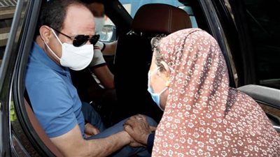 عاجل.. شاهد.. الرئيس يوجه بتقديم الرعاية الصحية لإحدى السيدات