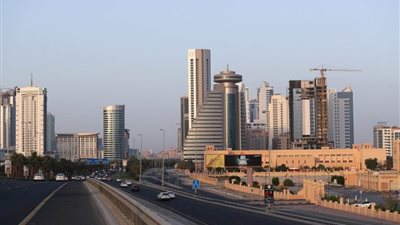 البحرين تسمح بدخول مواطني الدول الخليجية المجاورة وحاملي التأشيرات