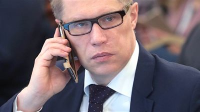 وزير الصحة الروسي: استئناف الرحلات الجوية الدولية لم يفاقم الوضع الوبائي