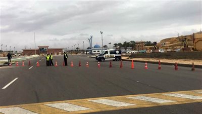 فتح الطرق المغلقة  أمام حركة المرور