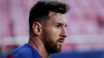 شاهد.. ميسي يعود لتدريبات برشلونة للمرة الأولى منذ محاولة مغادرة النادي