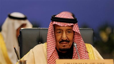 العاهل السعودي يجري اتصالا هاتفيا مع الرئيس الفرنسي