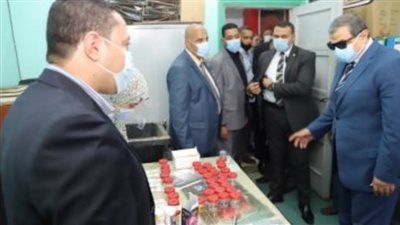 وزير القوى العاملة يتفقد أعمال لجنة الكشف عن تعاطي المخدرات 