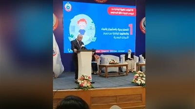 طارق شوقي: طبيب أو زائر صحي في كل مدرسة للاطمئنان على الطلاب