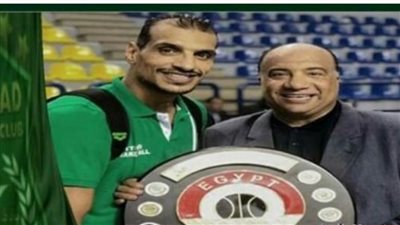 تجديد التعاقد مع أسطورة السلة (إسماعيل أحمد) استعدادًا للمشاركات المقبلة