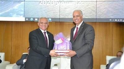 جامعة الإسكندرية تكرم د. عصام الكردي على سجله الحافل بالإنجازات