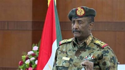 رئيس مجلس السيادة السوداني يطلع على جهود وزارة العدل في تعزيز قيم العدالة