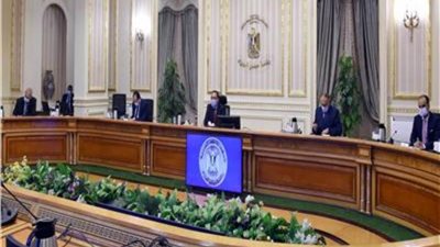 رئيس الوزراء يتابع موقف المشروعات المنتهية والجاري تنفيذها في 