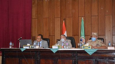 محافظ المنيا يقر تخفيض سعر المتر لـ50 جنيهًا بالقرى والنجوع