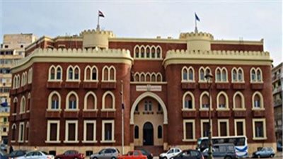 رئيس جامعة الإسكندرية يدعو للمشاركة في المشروع الوطني للقراءة