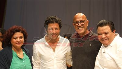المخرج خالد جلال يكرم أشرف عبد الباقي وإياد نصار فى سينما مصر