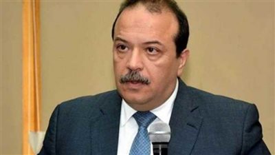 رئيس جامعة طنطا ونوابه يفتتحون مبنى بكلية طب الأسنان