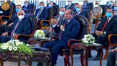 الرئيس السيسي يشاهد فيلما تسجيليا عن الجامعة المصرية اليابانية للعلوم والتكنولوجيا 