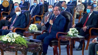 الرئيس السيسي: احذروا المشككين.. وهذا نظام تقويم الثانوية العامة الجديد 