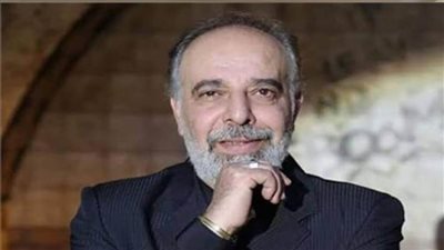 وزيرة الثقافة تجدد الثقة في  ياسر صادق رئيسا للقومي للمسرح