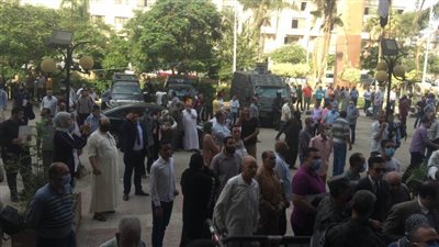 زحام خلال تقديم أوراق الترشح للنواب بالدقهلية