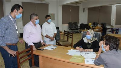  يستقبل ١١٤ طالبا  فى أول أيام المرحلة الثالثة 