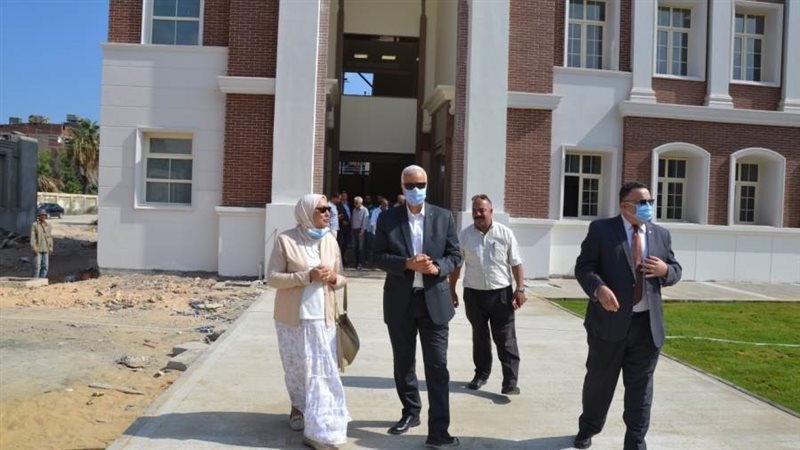 الكردى يتابع افتتاح