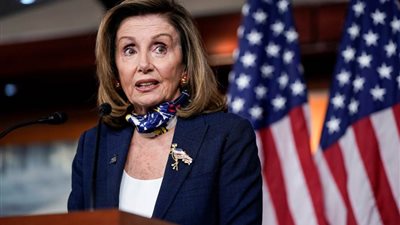 بيلوسي: مجلس النواب الأمريكي سيدرس مشروعي قانونين بشأن بضائع صينية أنتجت بعمالة قسرية