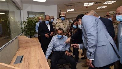 رئيس الوزراء يتفقد الموقف التنفيذي للحي الحكومي بالعاصمة الإدارية