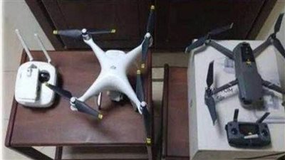 ضبط حاوية بها طائرتان بكاميرا درون وساعات يد ذكية