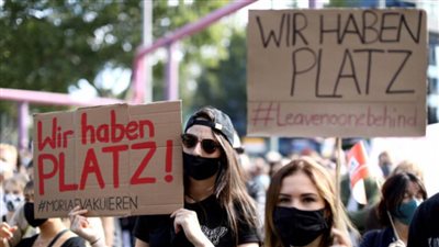 مسيرات فى برلين احتجاجا على أوضاع اللاجئين في المخيمات اليونانية