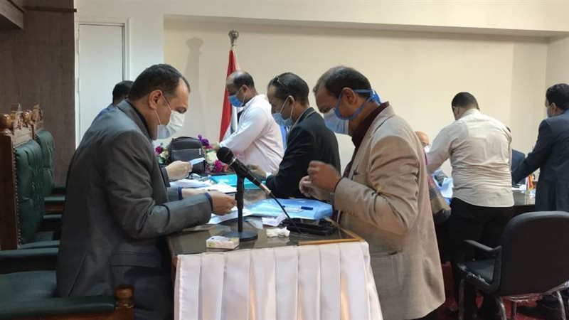 لجنة استقبال اوراق