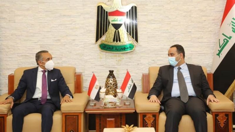 السفير المصري ووزير