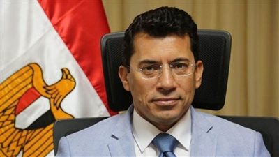 وزير الرياضة يطالب بأن يكون مركز شباب شبرا منارة للمنطقة