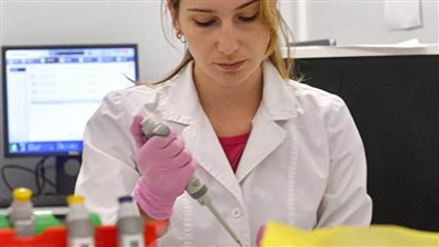 الصحة الروسية تسمح باختبار لقاح آخر ضد فيروس كورونا