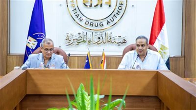 رئيس هيئة الدواء يلتقي ممثلي الصناعة الوطنية