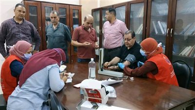 فحص العاملين بشركة مياه الدقهلية ضمن مبادرة 