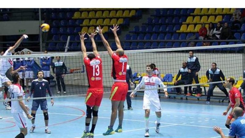 طائرة الأهللي والزمالك