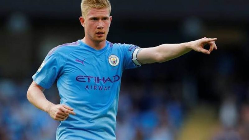 دي بروين لاعب نادي