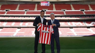 رسميا.. الكشف عن قميص سواريز داخل صفوف أتلتيكو مدريد