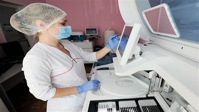 طبيب يكشف زيادة الإصابات بأحد أنواع السرطان