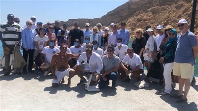 وزيرا السياحة والبيئة يصطحبان سفراء 30 دولة في رحلة بحرية