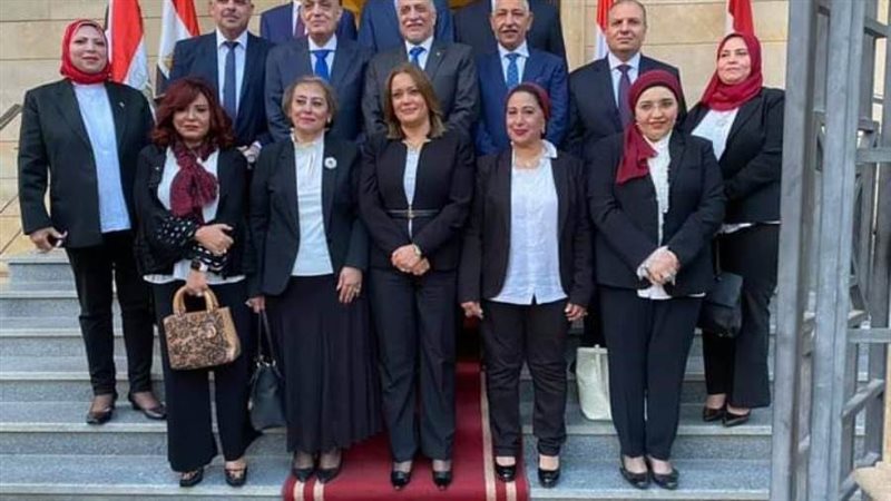 مرشحو القائمة