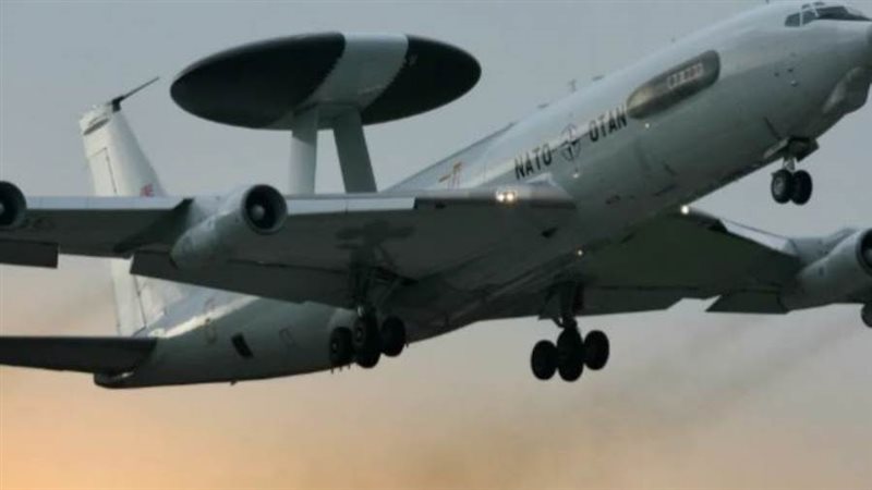 طائرة استطلاع وحرب