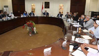 وزير الإسكان: عدم التعامل في أي مشروعات مستقبلية مع الشركات المتقاعسة
