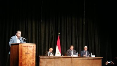 هشام عزمي: إنجازات ناصر عديدة.. وحظي بدور بارز في تأسيس حركة عدم الانحياز