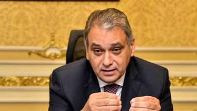 وزير شؤون المجالس النيابية يتفقد مبنى 