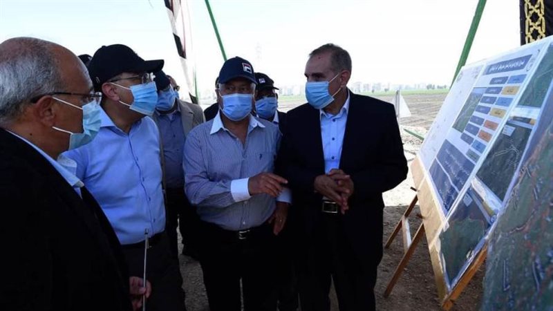 رئيس الوزراء أثناء