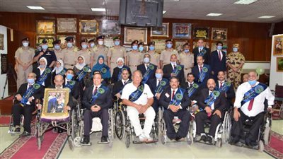 القوات المسلحة تنظم معرضًا لإبداعات المحاربين القدماء