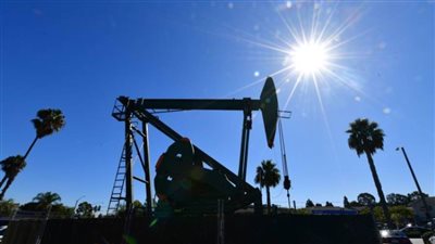 أسعار النفط تتراجع بأكثر من 3% بعد إعلان 