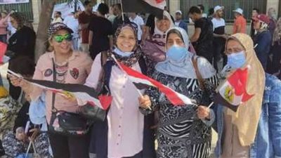 بدء توافد المصريين للمنصة بمدينة نصر للاحتفال بذكرى انتصارات أكتوبر