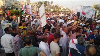  آلاف المواطنين يشاركون فى ذكرى نصر أكتوبر ودعم الرئيس بكفر الشيخ