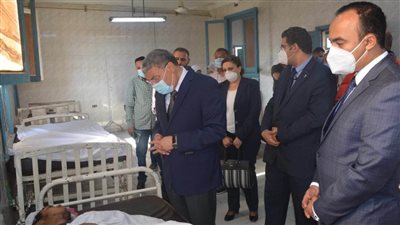 مصرع ٥ أشخاص وإصابة ١٦ في  تصادم على الصحراوي الغربي بالمنيا